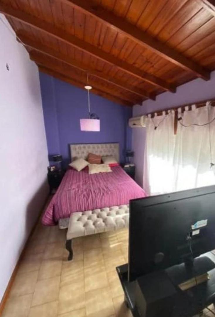 Venta. PH. 5 Ambientes. Terraza. Patios. Bogotá y Segurola. 3