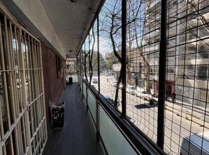 Venta. Oficina 4 ambientes. Cochera. Fitz Roy y Santa Fe. 1