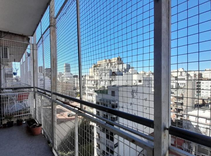 Alquiler. Departamento 3 ambientes. 57m². Balcón corrido. 1