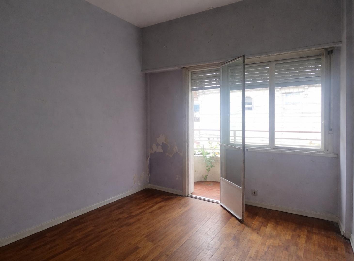 Foto de Venta Departamento 4 Ambientes Recoleta con Depencia, imagen 2