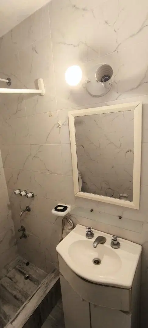 Venta. Departamento. 2 Ambientes. Flores. 8