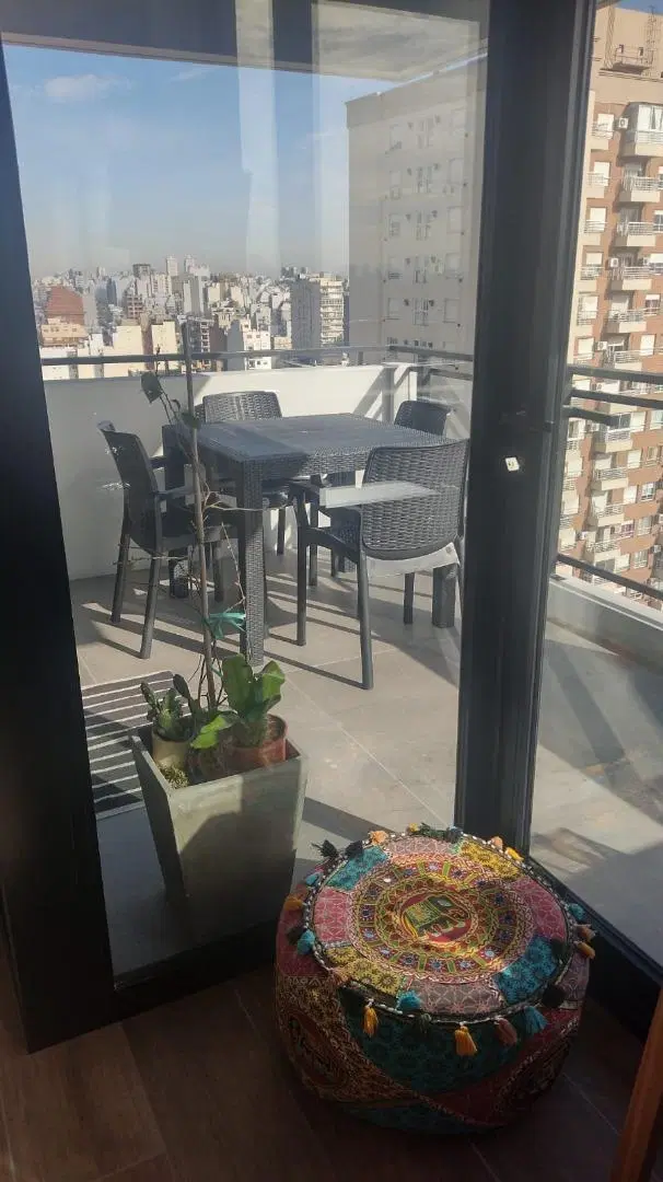 Venta. departamento 3 ambientes. Cochera. Carlos Calvo 3200. 3