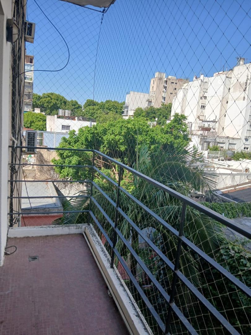 Venta. Departamento 3 ambientes. Sucre y Libertador.