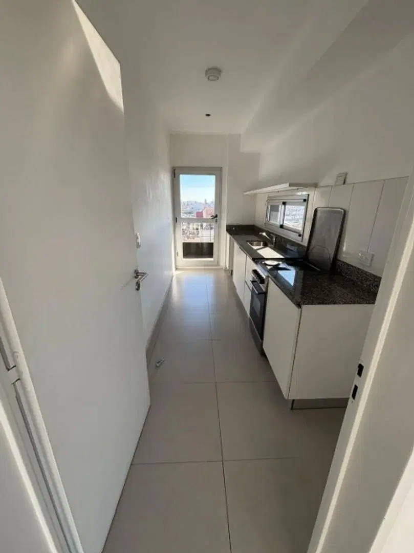 Venta. departamento 3 ambientes. Miranda 5200. Monte castro. 5