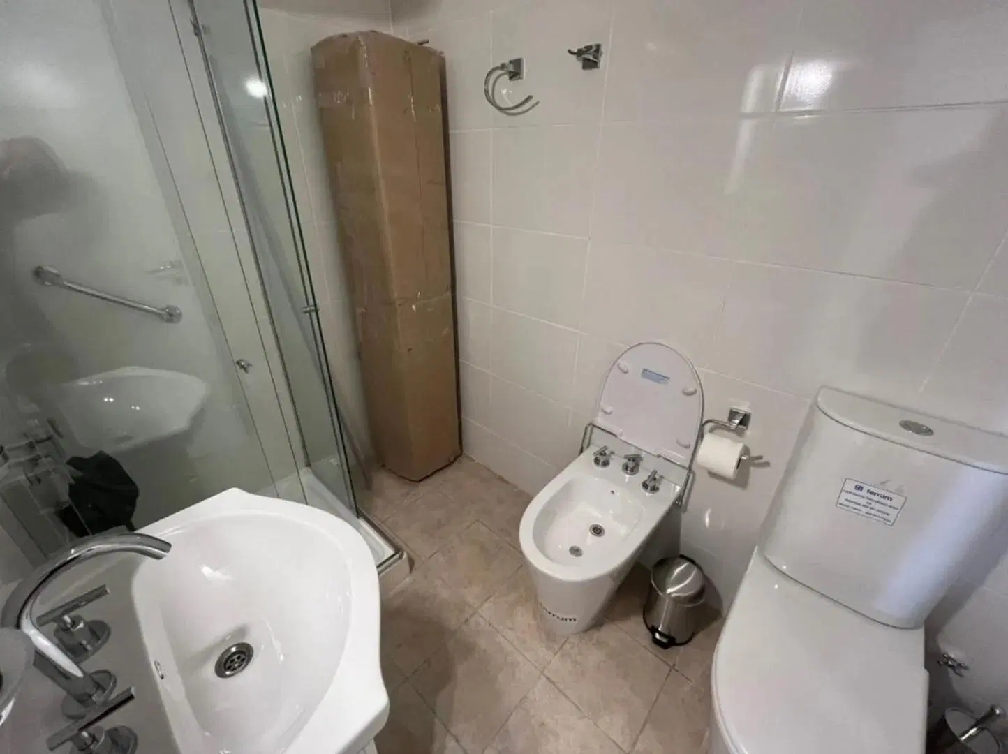 Venta. Dpto 3 amb. Reciclado 100%. Mansilla y Pueyrredon. 2
