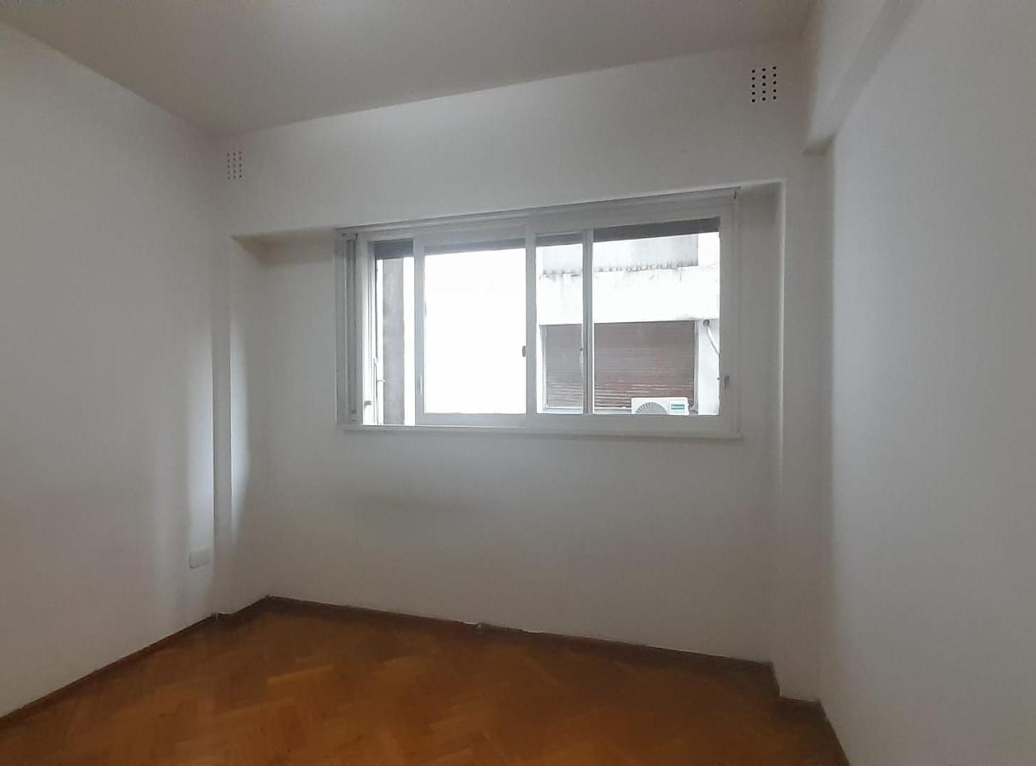 Foto de Venta. Departamento 2 ambientes. Mitre y 9 de Julio., imagen 1