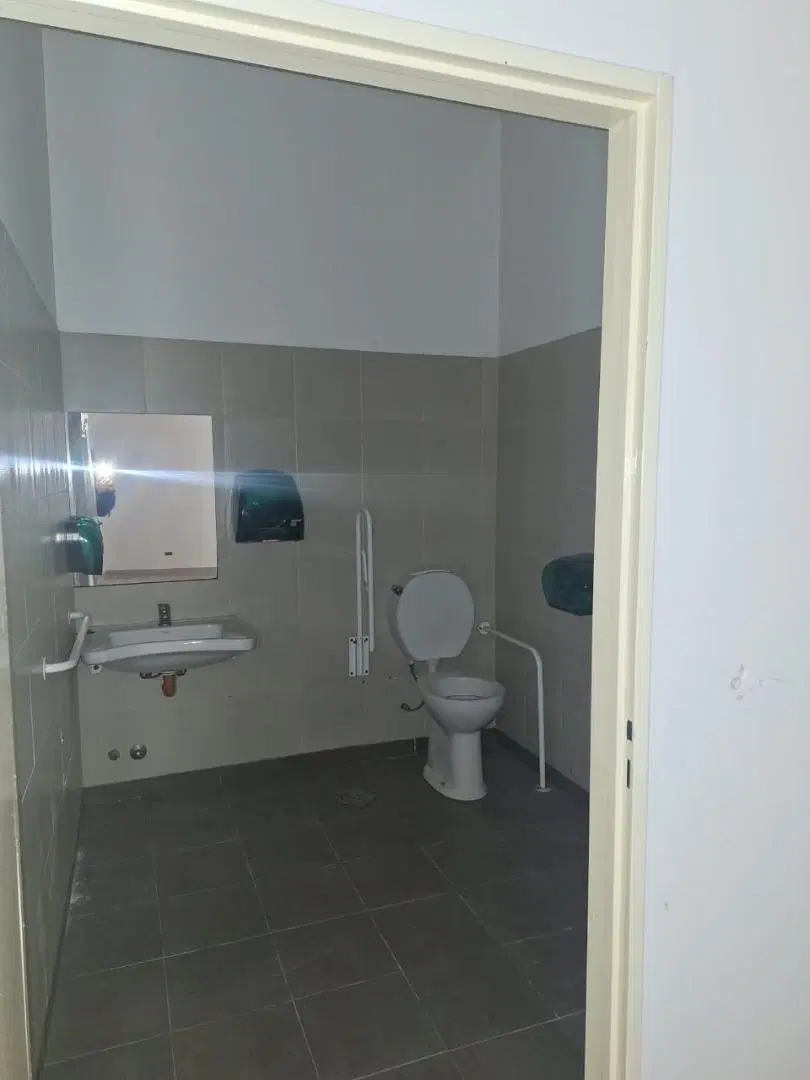 Alquiler. Local/Oficina/Depósito. 380 m². 1
