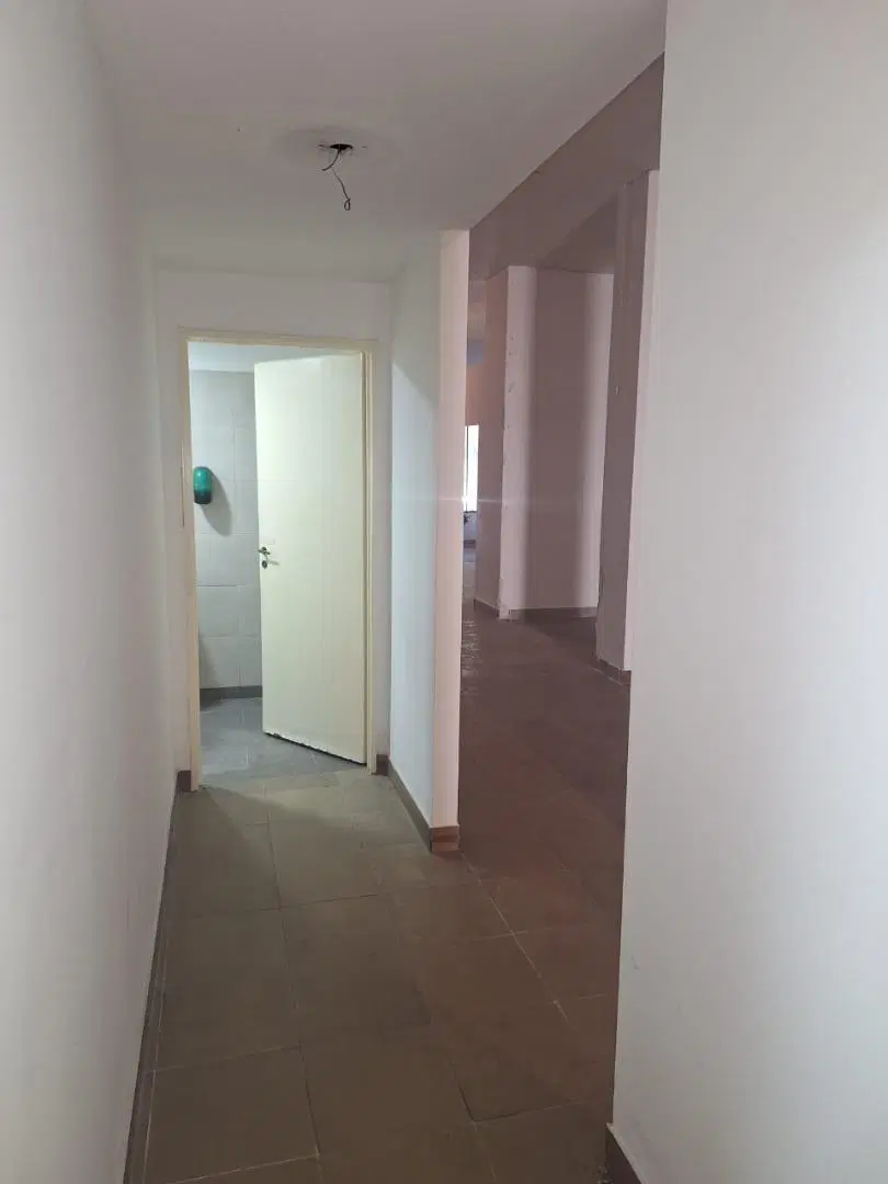 Alquiler. Local/Oficina/Depósito. 380 m². 5