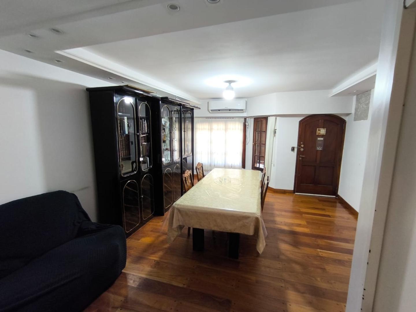 Foto de Venta. Duplex. 4 Ambientes. Villa gral Mitre., imagen 4