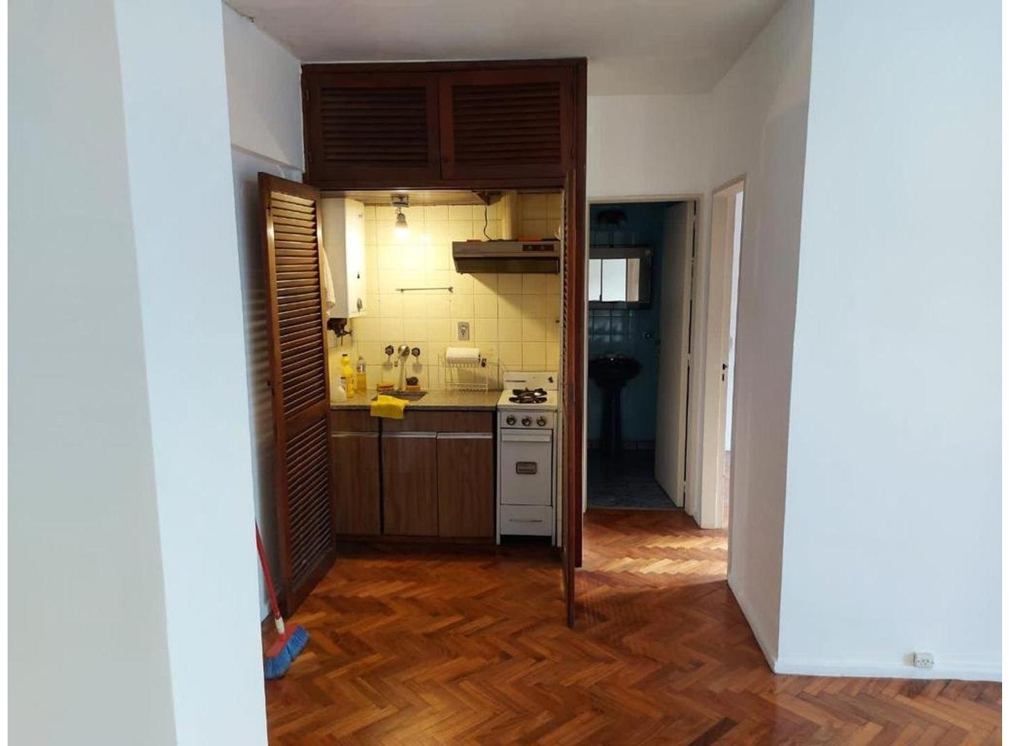 Foto de Venta. Departamento. 2 Ambientes. La Rioja 100., imagen 1