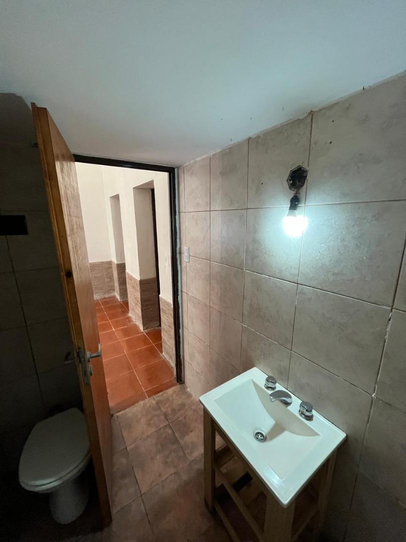 Foto de Venta. Ph 5 amb. Hipólito Yrigoyen y Solis. A reciclar, imagen 5