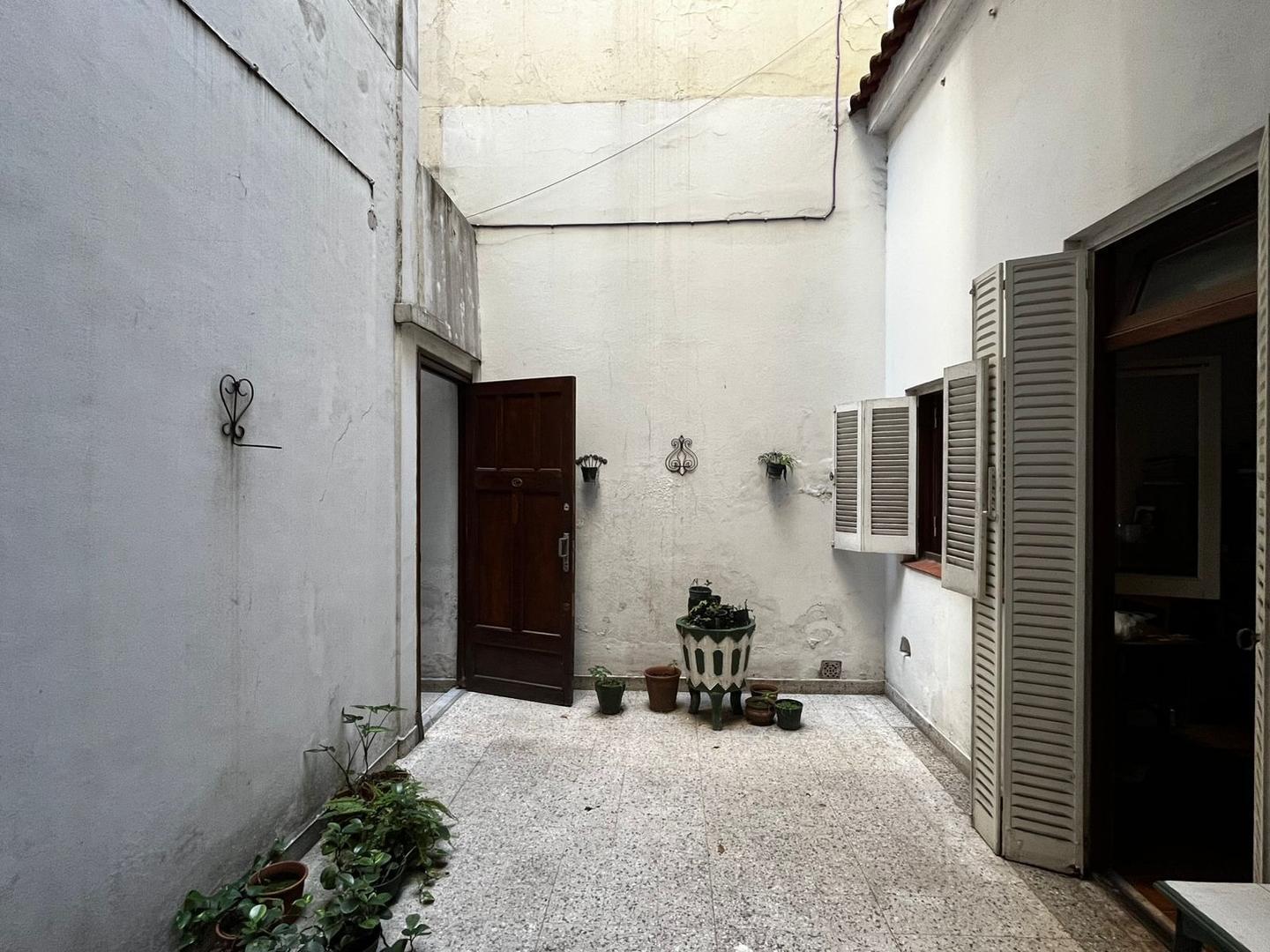 Foto de Venta. PH 3 ambientes. Sin expensas. Av. Cordoba 3300, imagen 3