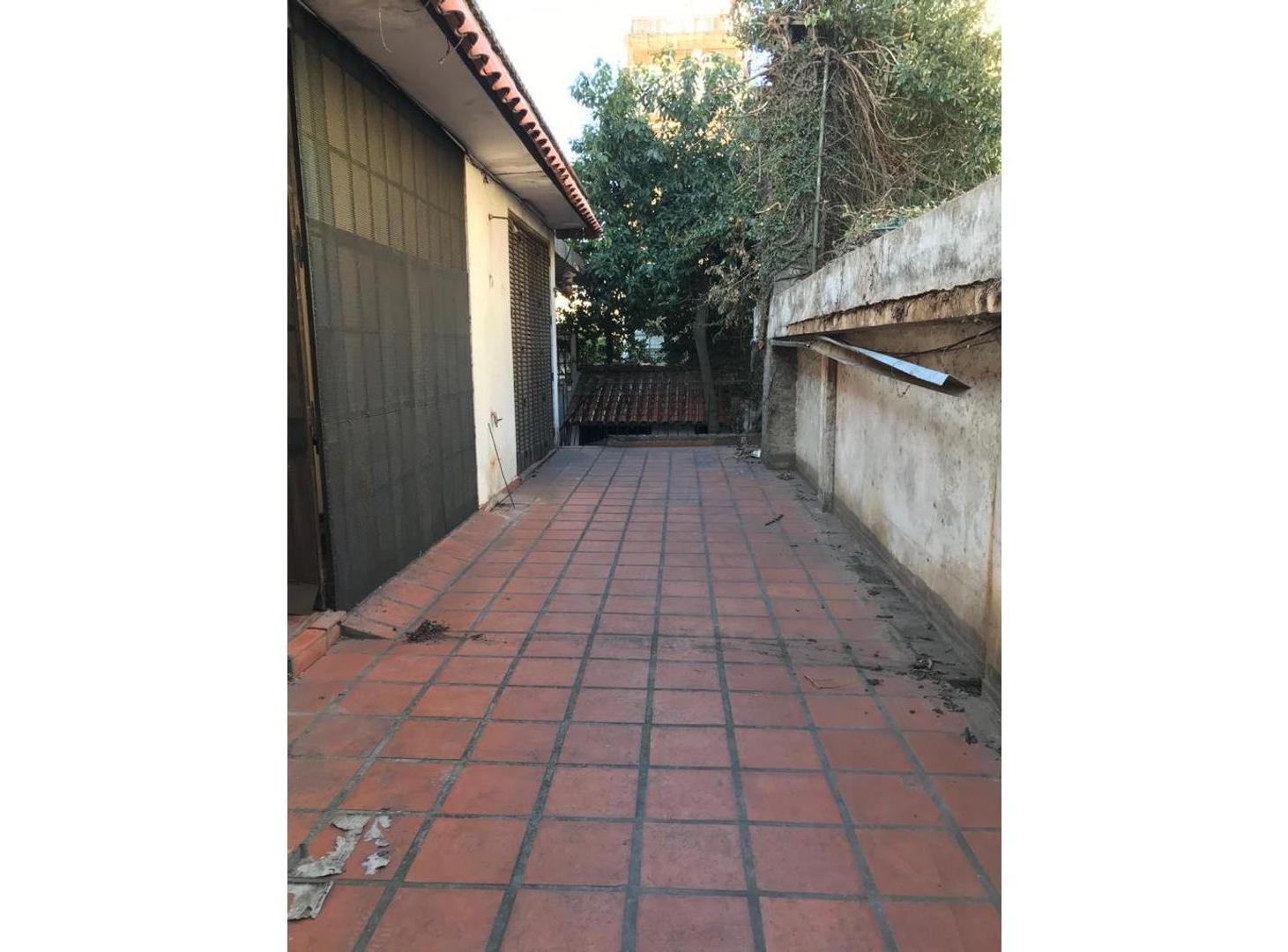 Foto de Venta. Permuta. Casa. 11 ambientes. 432m². Saavedra 1000., imagen 4