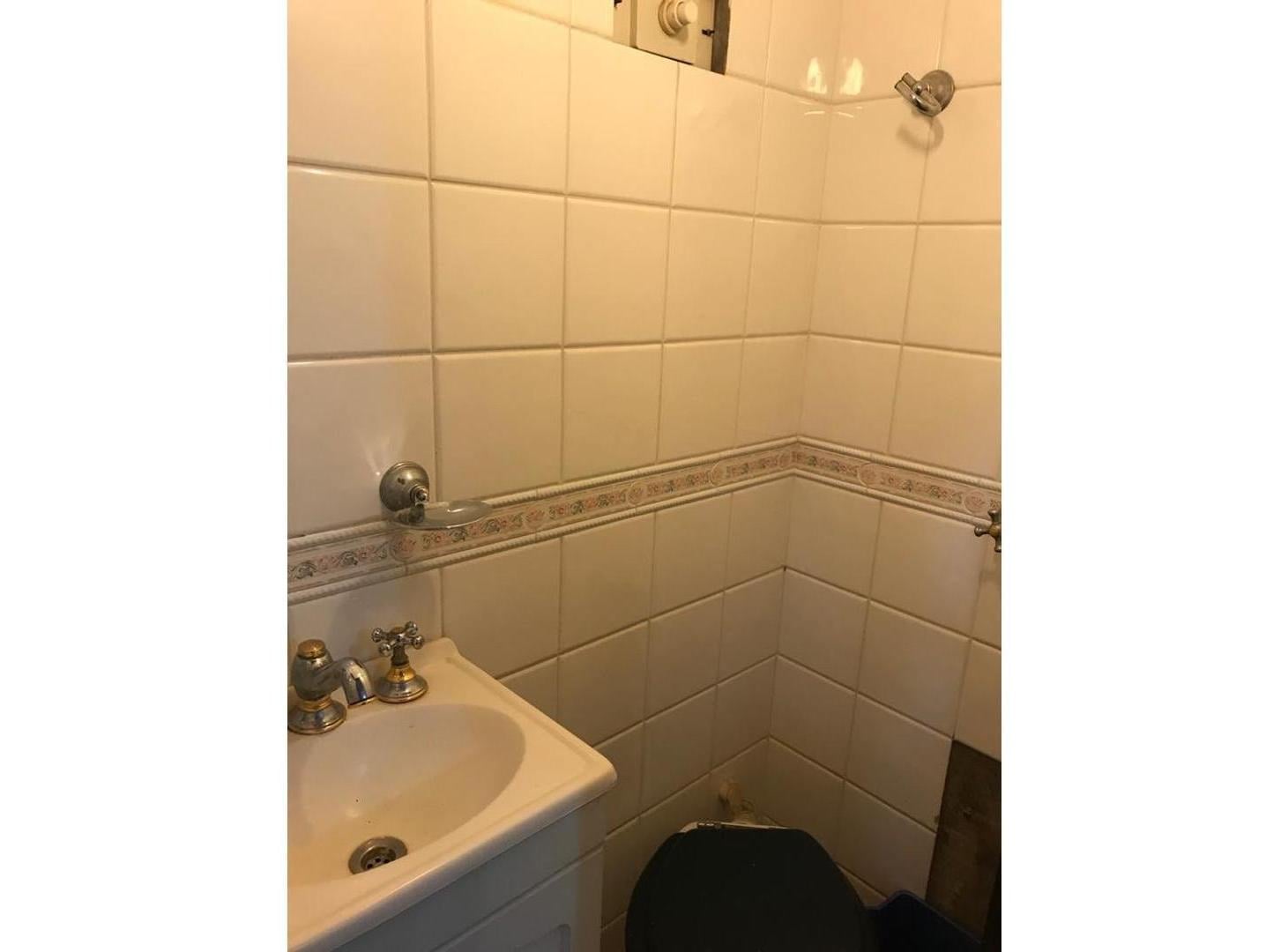 Foto de Venta. Permuta. Casa. 11 ambientes. 432m². Saavedra 1000., imagen 5