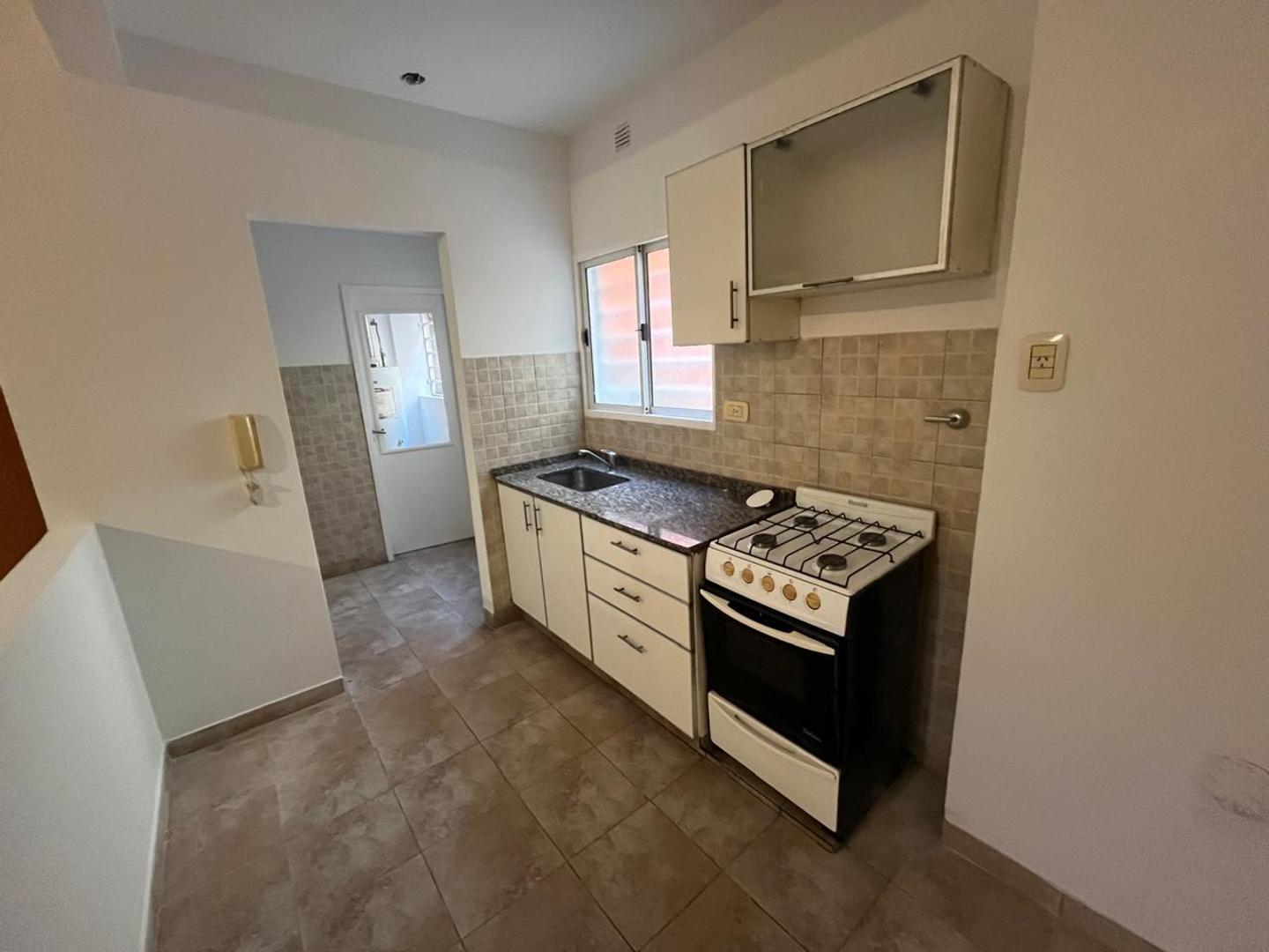 Foto de Venta. Departamento. 2 Ambientes. Andrés Lamas y Camarones., imagen 3