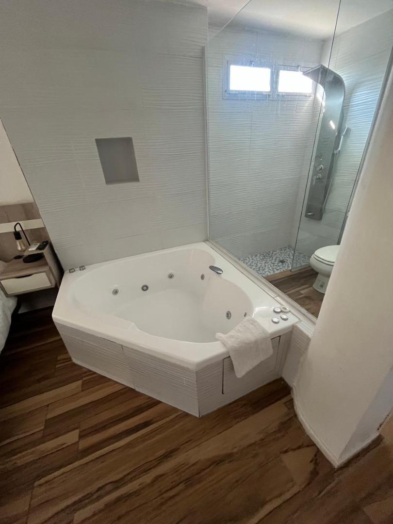 Foto de Venta. Dpto. 5 Ambientes. Santa Fe y Bonpland., imagen 5