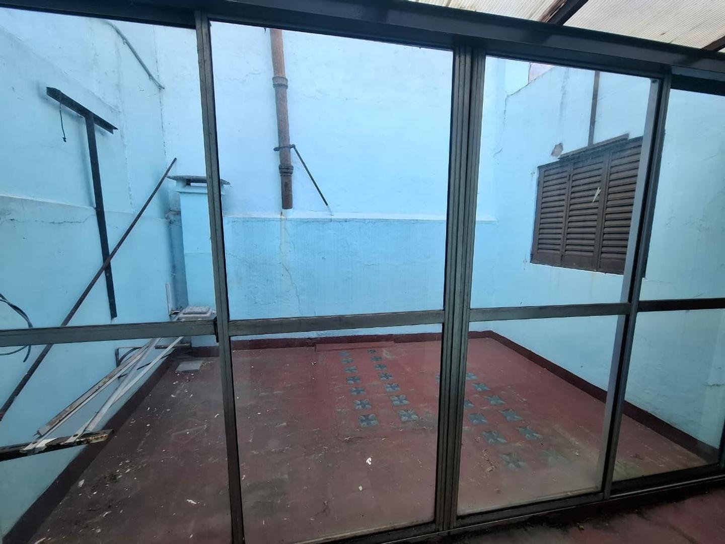 Foto de Venta. Casa. 5 ambientes. Federico Vallese 3900. Floresta., imagen 2