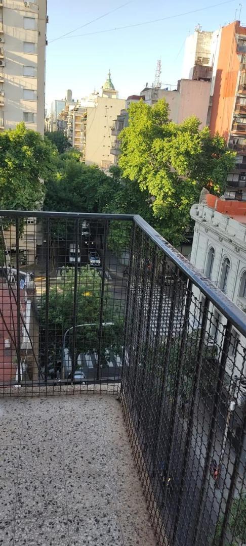 Foto de Venta Depto 2 Amb Combate de los Pozos 400 y Av Belgrano, imagen 5