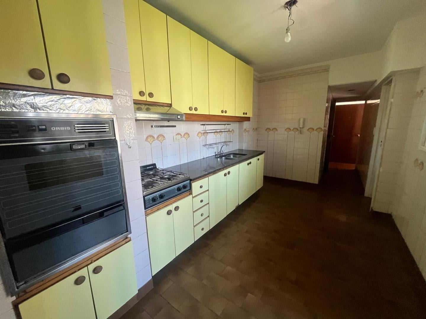 Foto de Venta. Departamento 5 ambientes. Cochera. Amenabar y Zabala., imagen 3
