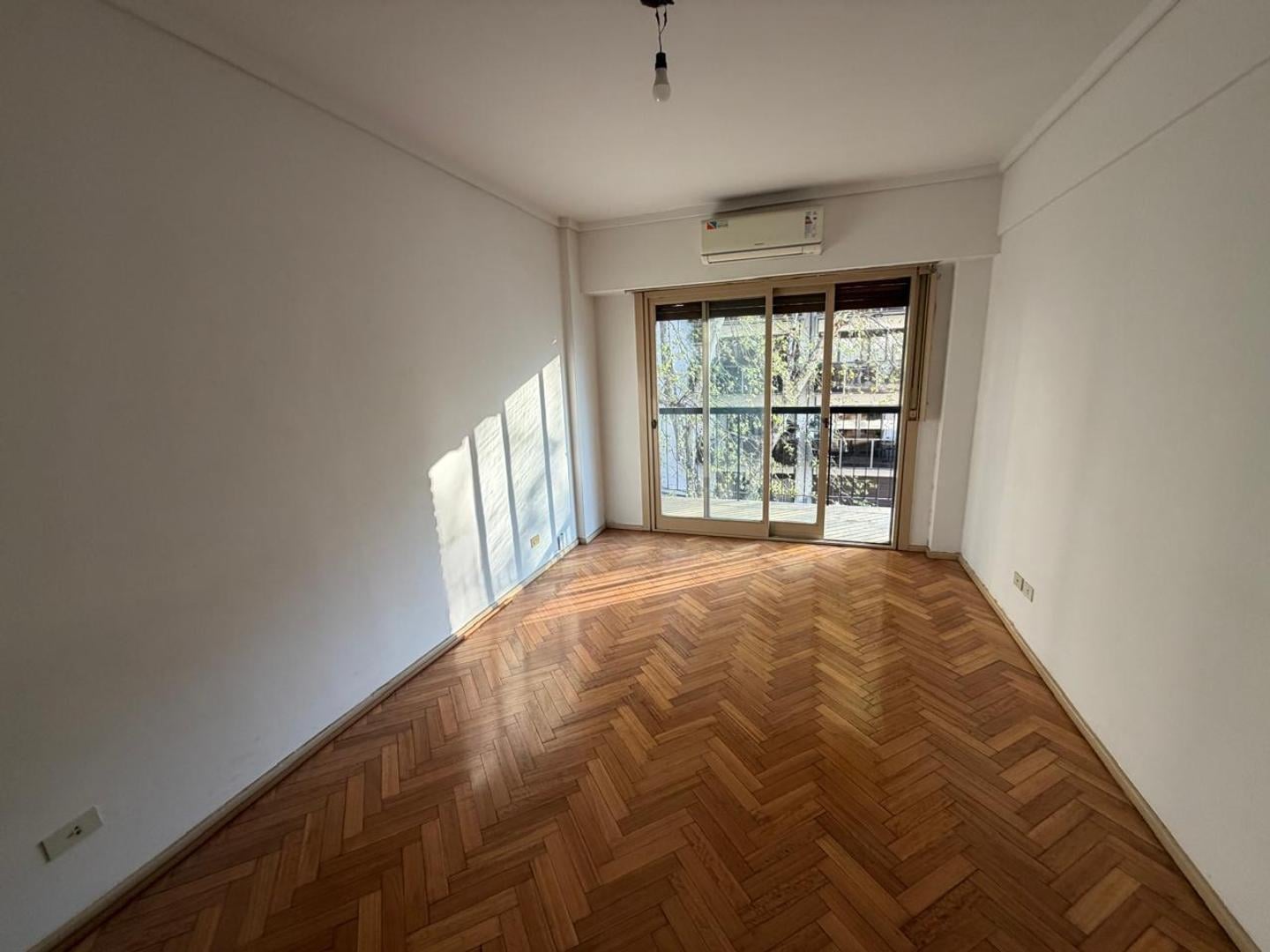 Foto de Alquiler Departamento 2 Ambientes Cuba y Olazábal., imagen 1