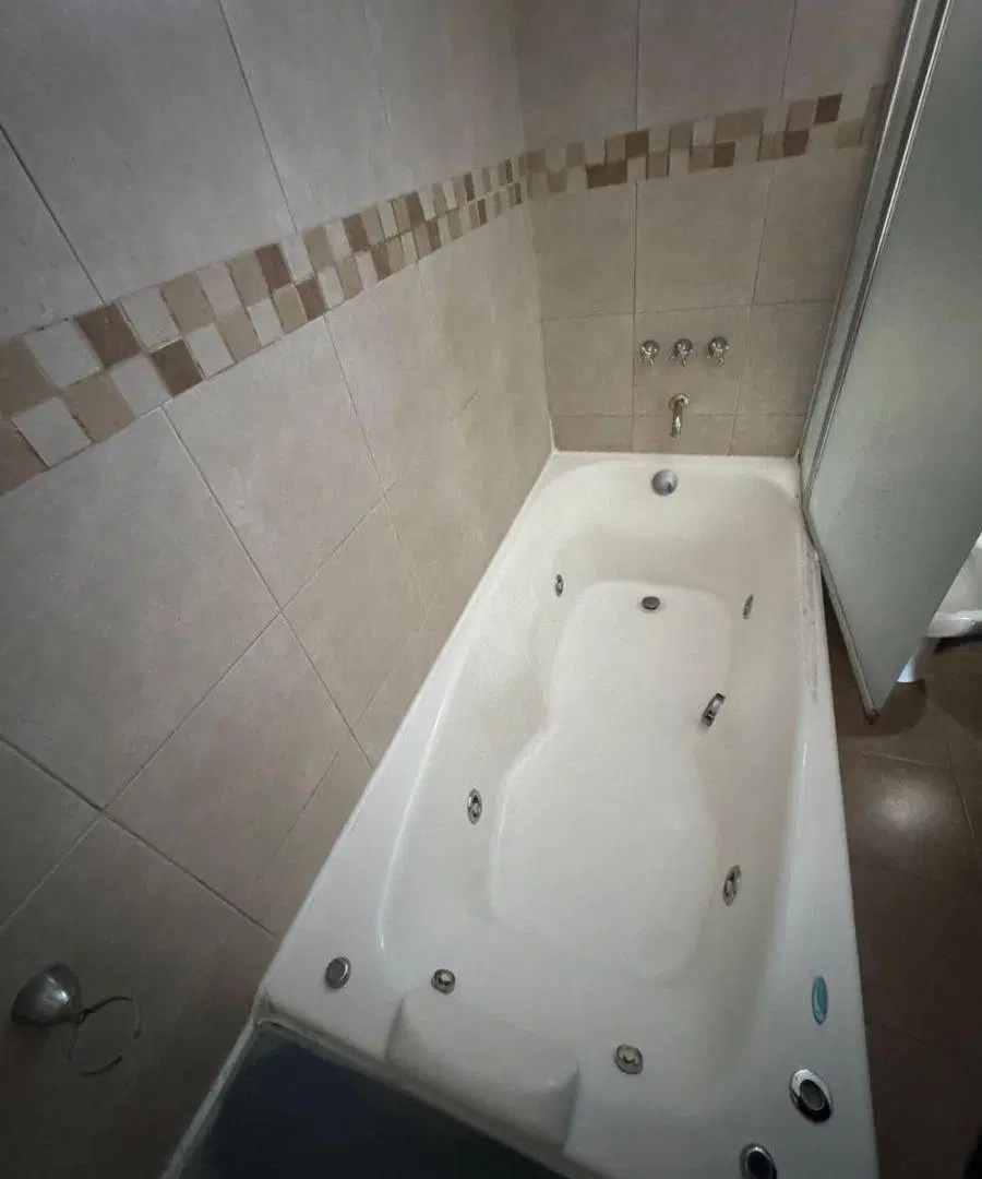 ALQUILER. Casa con 3 dormitorios 4