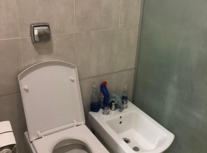 CASA EN VENTA DE CUATRO DORMITORIOS EN SAN ISIDRO CON PISCINA  5