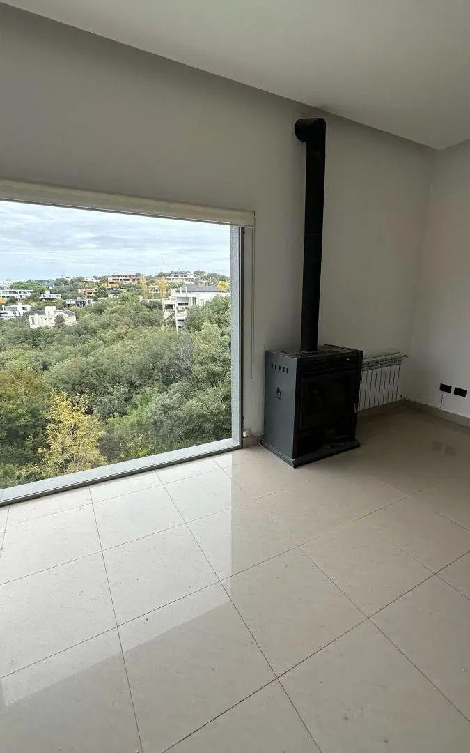 CASA EN VENTA DE 4 DORMITORIOS EN EL COUNTRY ESTANCIA Q2 4