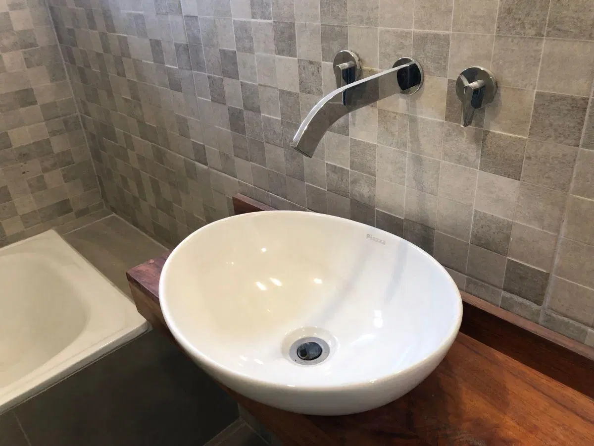 Duplex en Alquler de tres dormitorios con seguridad y piscina 2