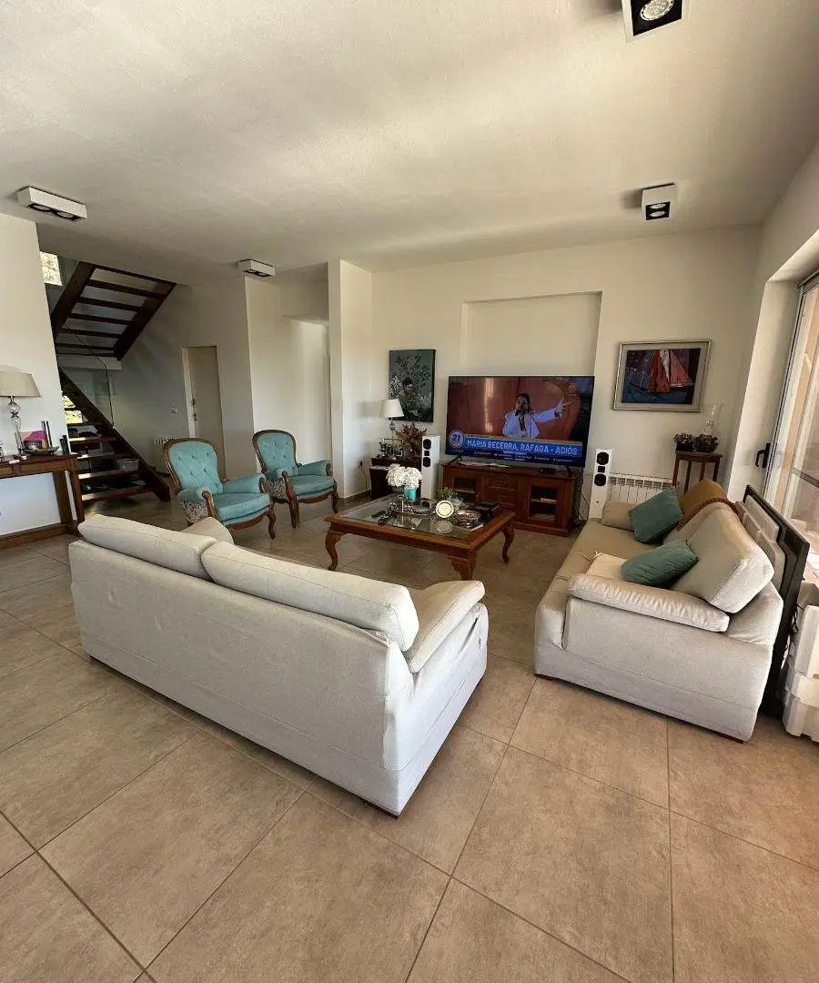 CASA EN VENTA DE 3 DORMITORIOS EN ESTANCIA Q2 5