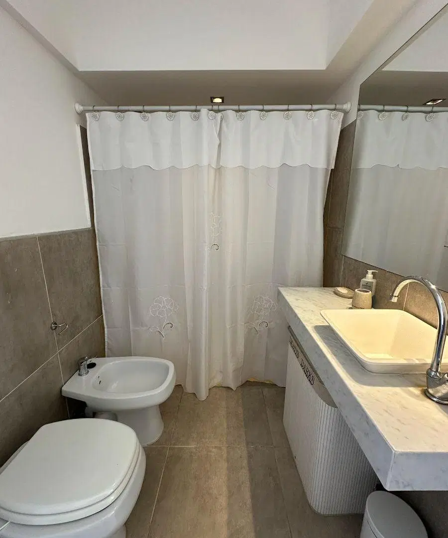 CASA EN VENTA DE 3 DORMITORIOS EN ESTANCIA Q2 8