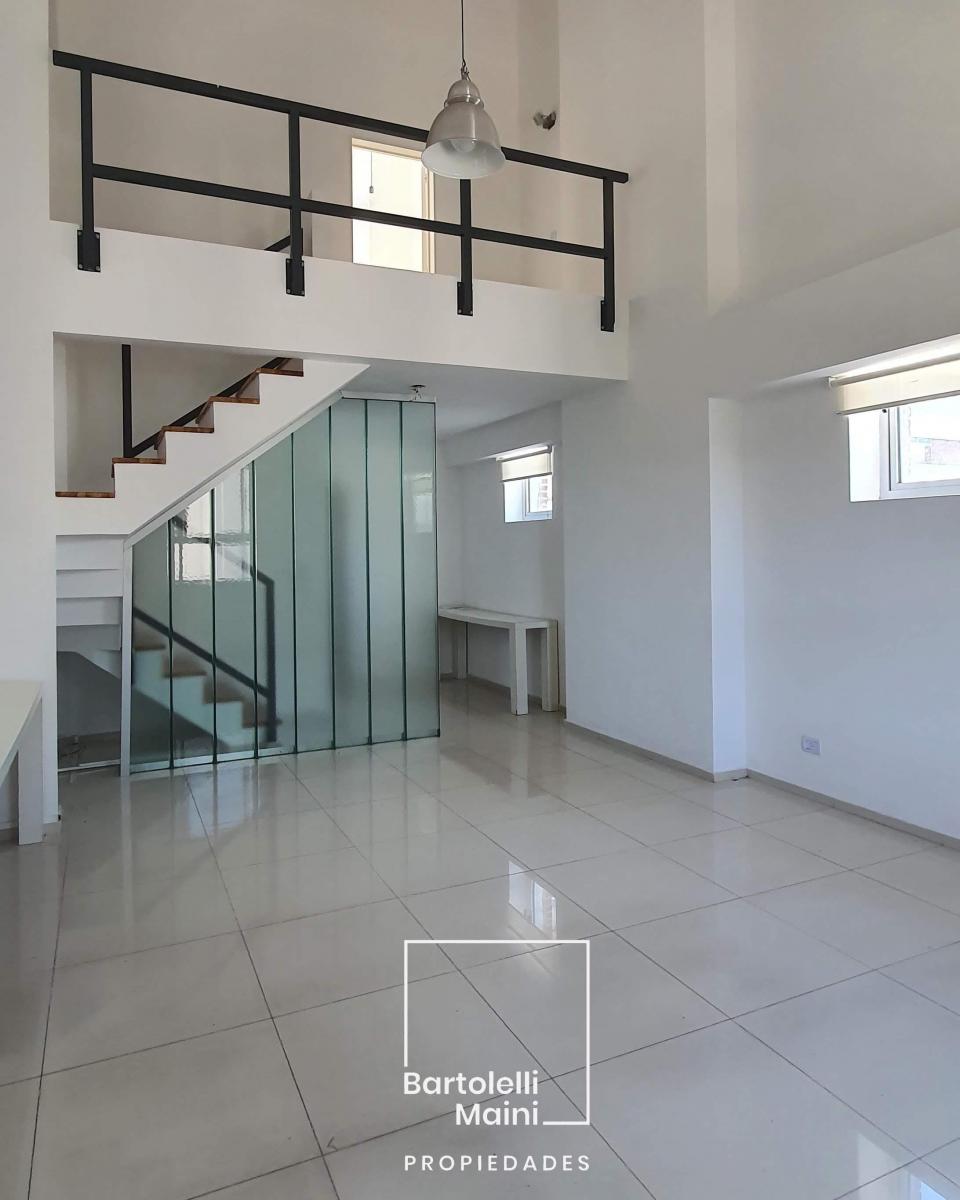 Puerto Norte – Oficina con Baño Privado y Cochera. 2