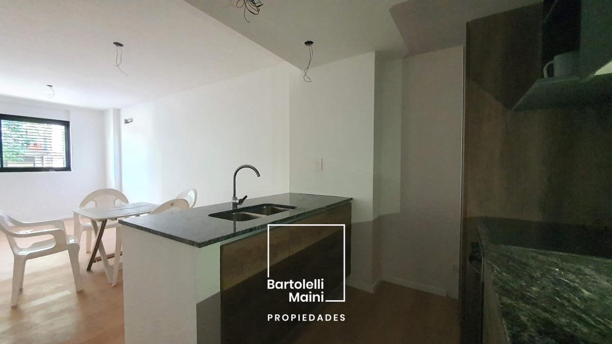Foto de VENTA | SANTA FE 2285 1er piso | Depto 2 dormitorios, imagen 2