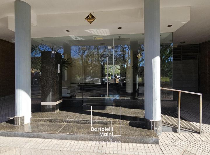 VENTA | Chacabuco 1444 | 4 Dormitorios + 3 Cocheras 4