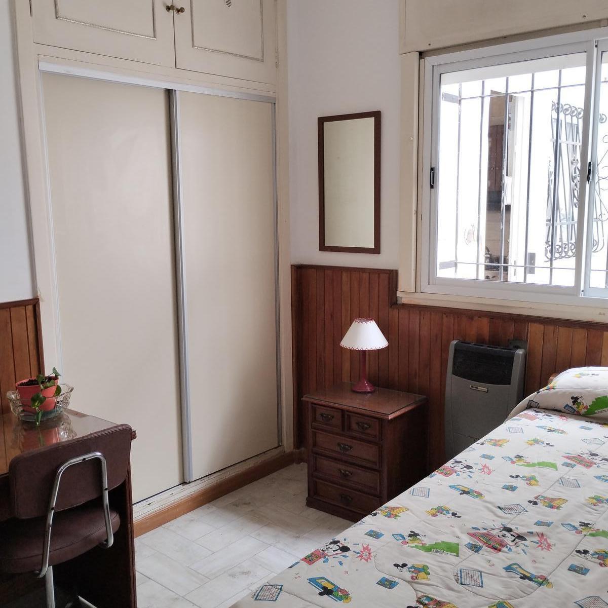 Amplia Casa en Venta en Ramón Falcón 3300, Flores 1