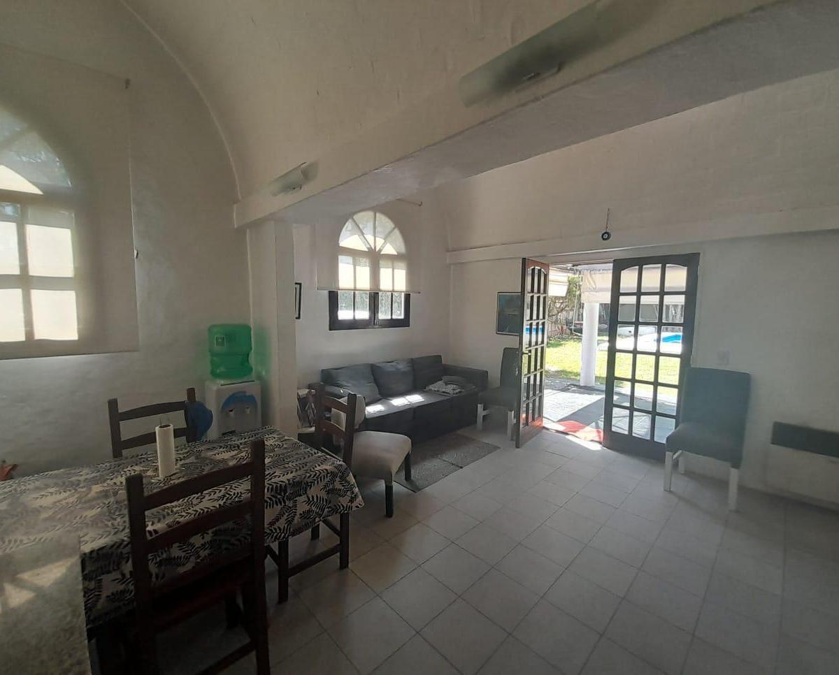 Casa en Venta en Country del Banco Provincia 4