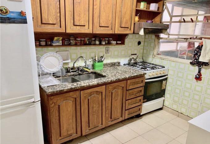 Departamento de 4 Ambientes en Venta, Almagro, Retasado 5