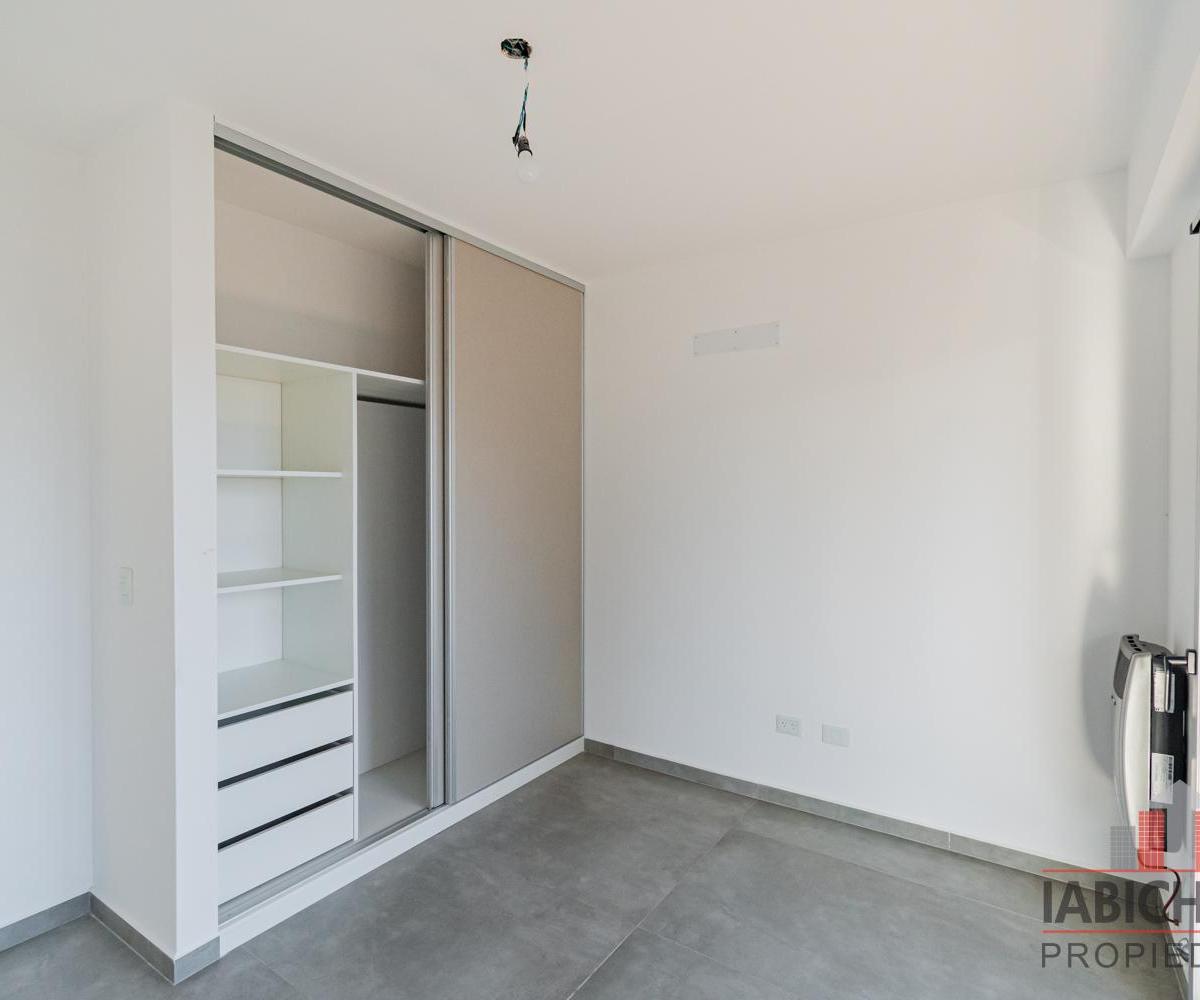 Departamento de 3 Ambientes a Estrenar en Venta en Villa Luro 1
