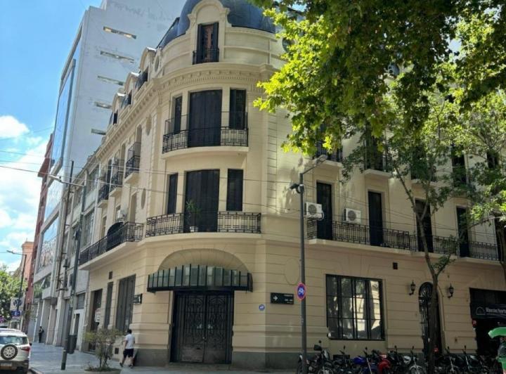 Oficina en Puerto Madero Unica Distinguida Gran Oportunidad 1