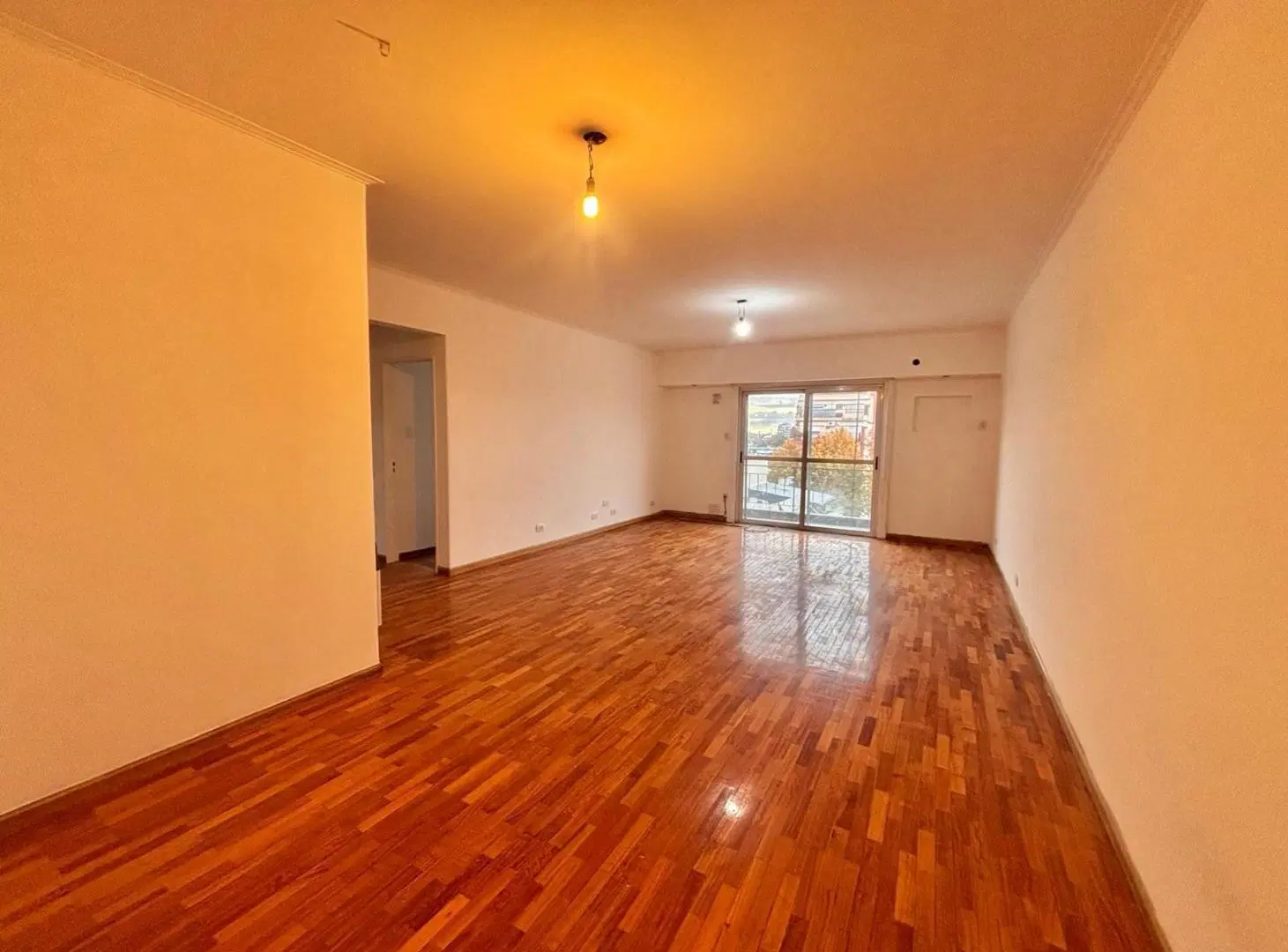 Departamento en Villa del Parque 4 amb con dep y balcón al frente 2