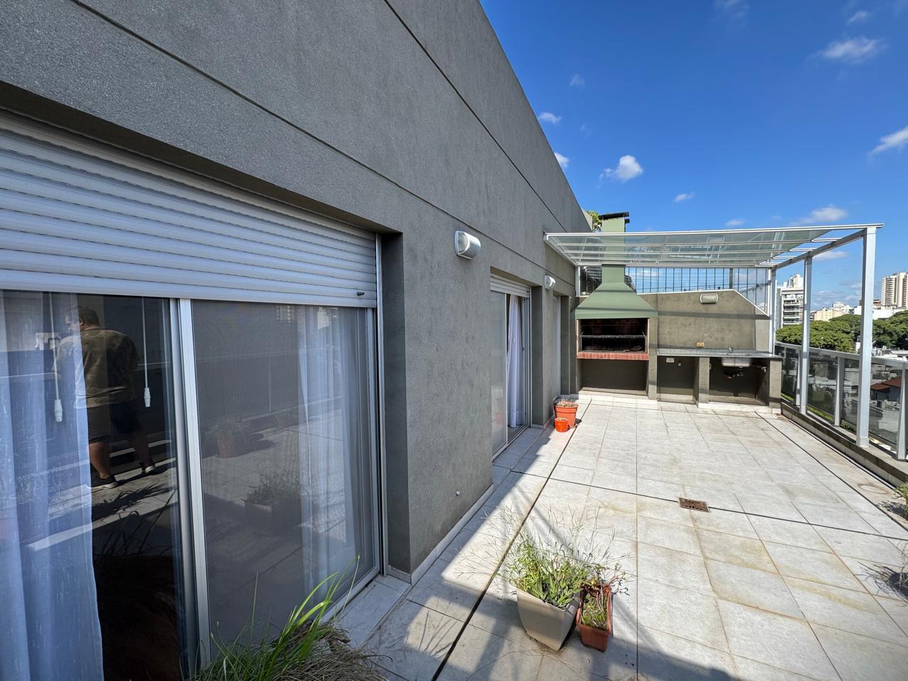 Departamento 2 Amb. en alquiler en  Caballito Sur frente al Barrio Inglés