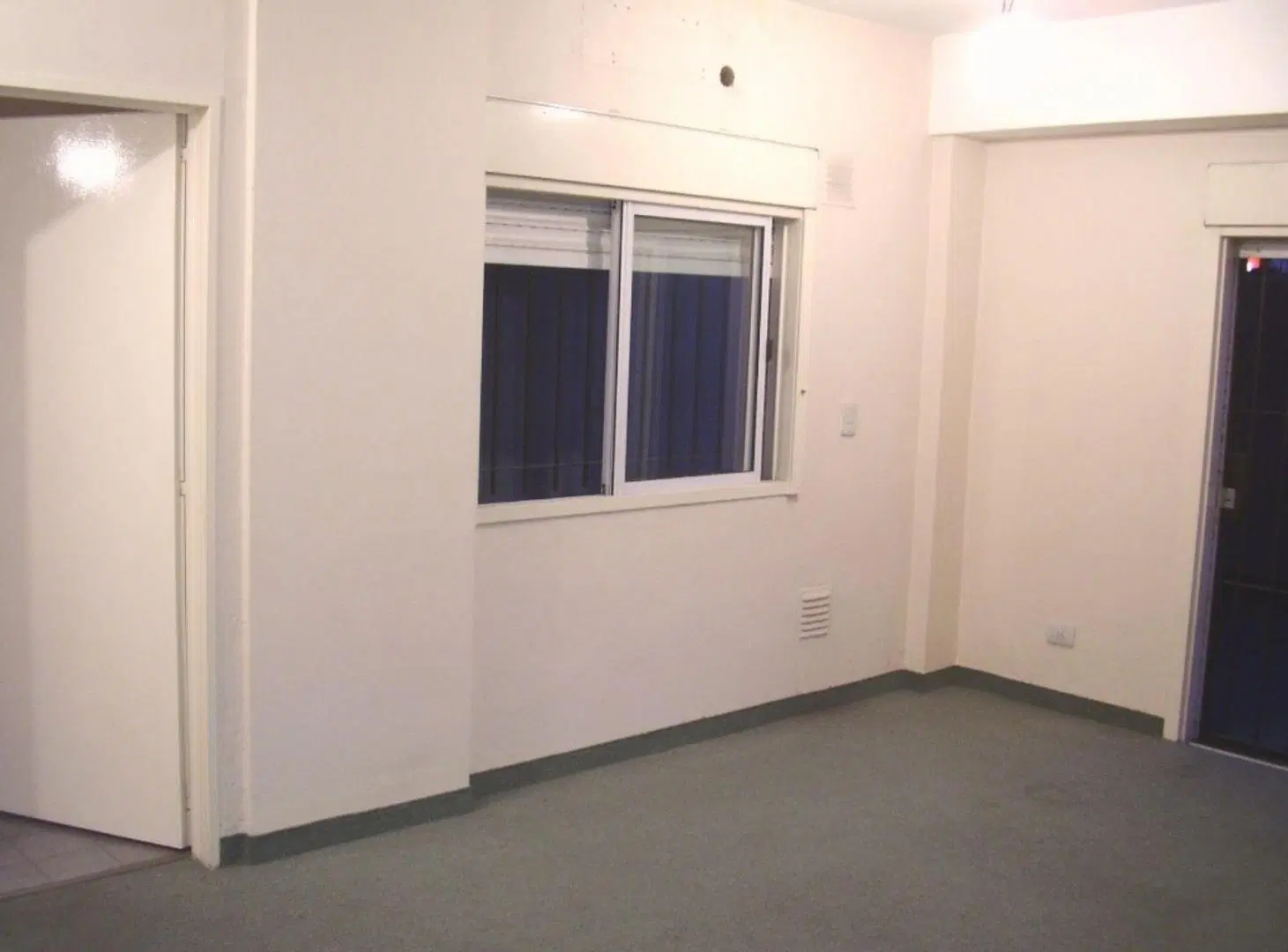 Departamento de 2 ambientes con patio aterrazado en venta en Pompeya 5