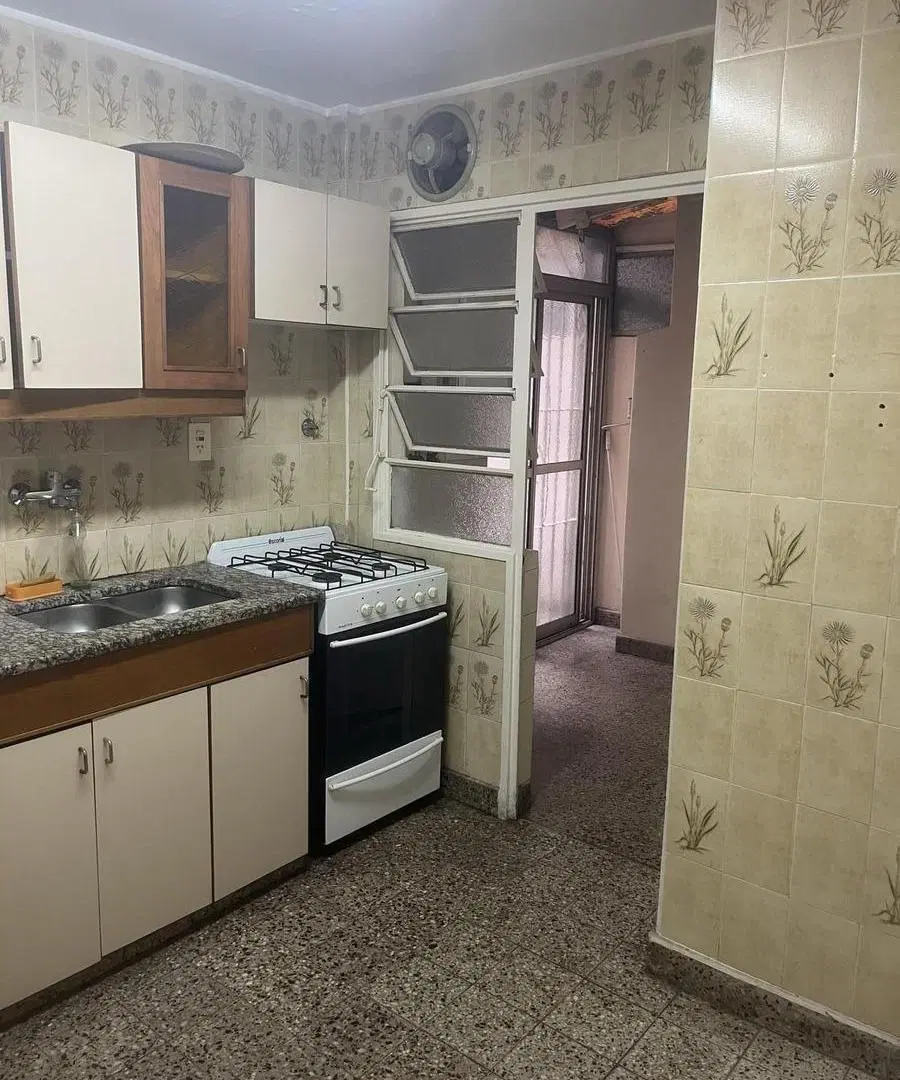 Departamento en Balvanera con 2 patios y bajas expensas 8