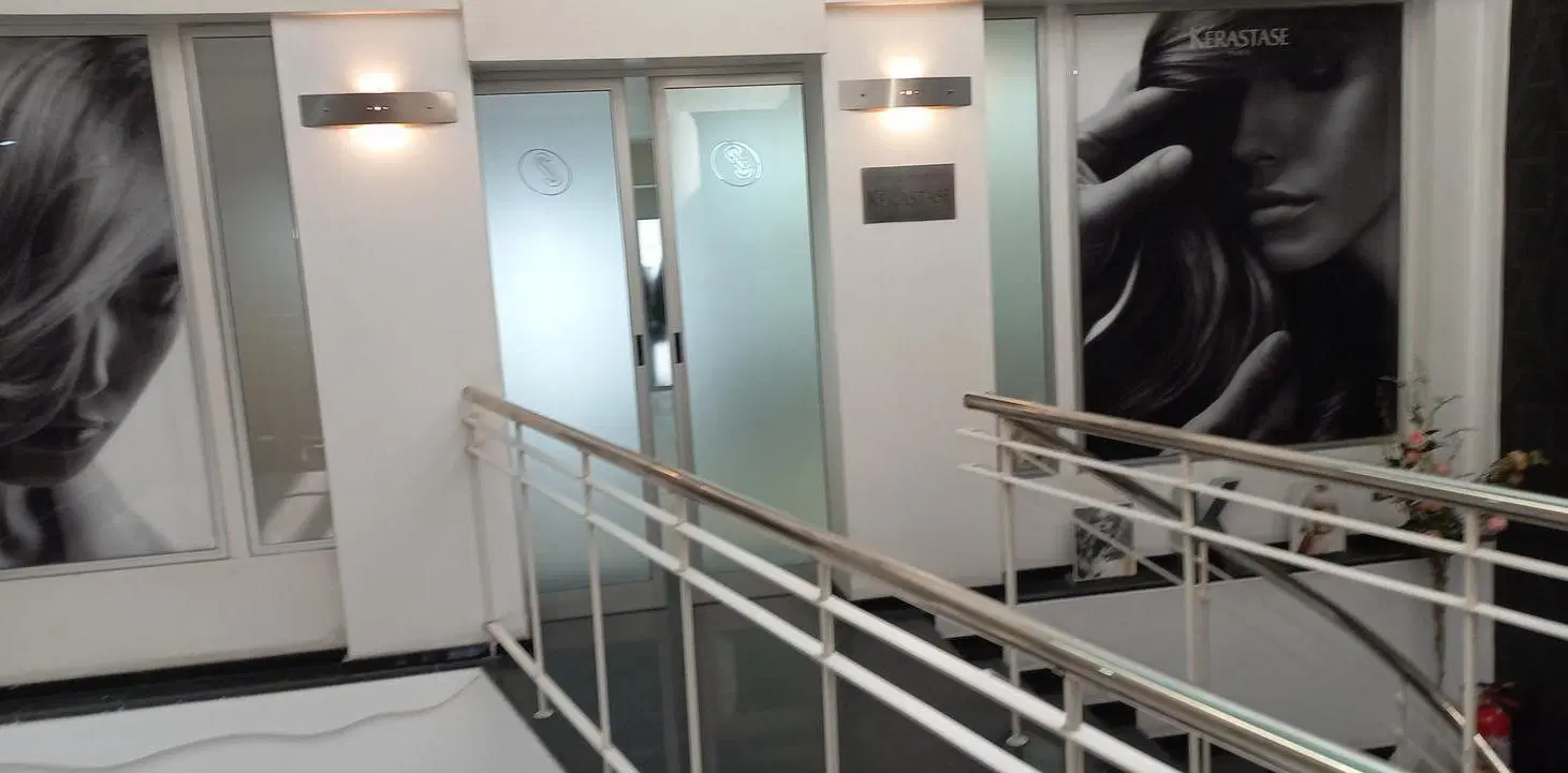 Excelente local en venta  en el  Microcentro de ciudad de La Plata 5
