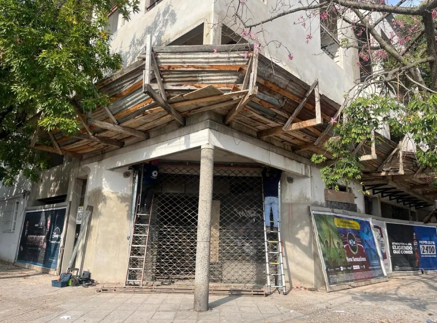 Local en esquina en alquiler, a estrenar en Saavedra 2
