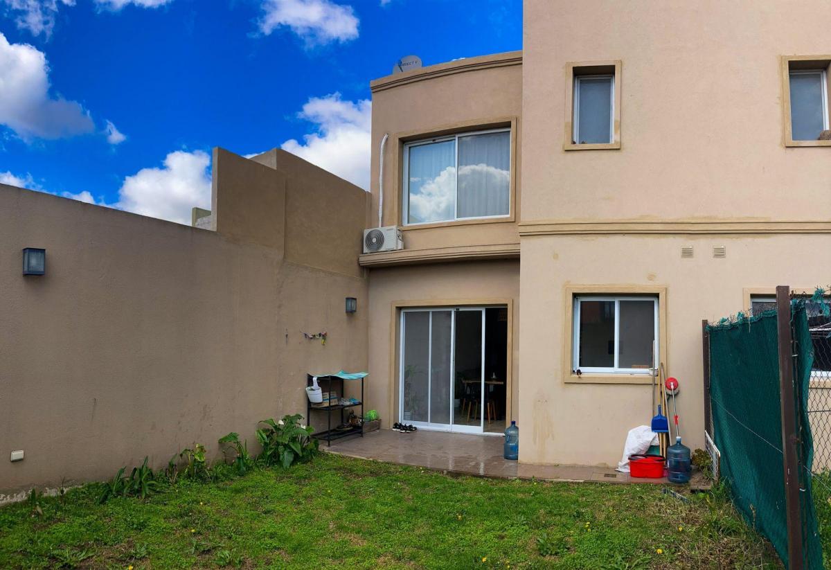 Duplex en Venta 3 Amb C/ Patio - Apto Crédito 4