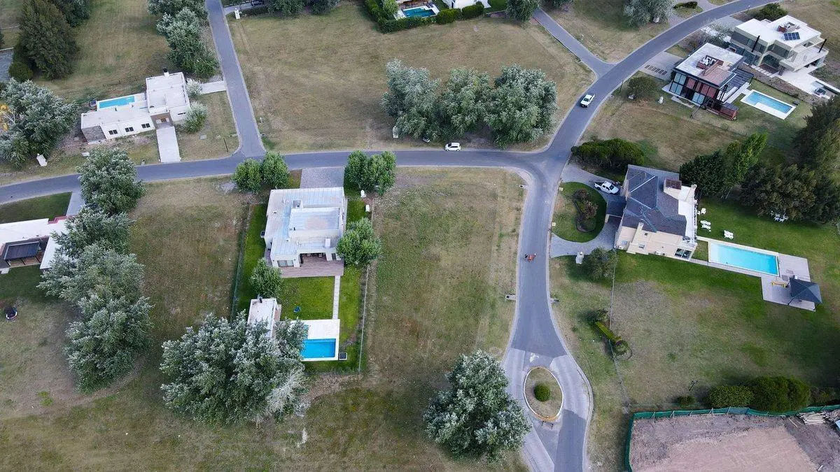 LOTE INTERNO EN VENTA SAN ELISEO COUNTRY & GOLF 3
