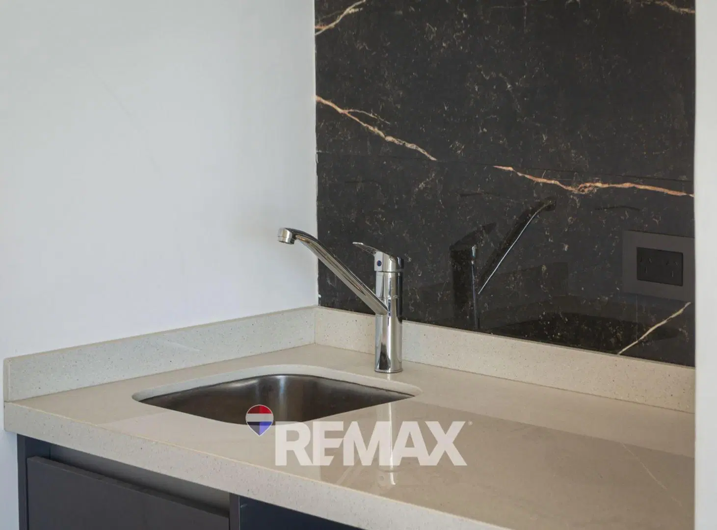 DEPARTAMENTO 3 AMBIENTES CON BALCON CANNING VENTA 5