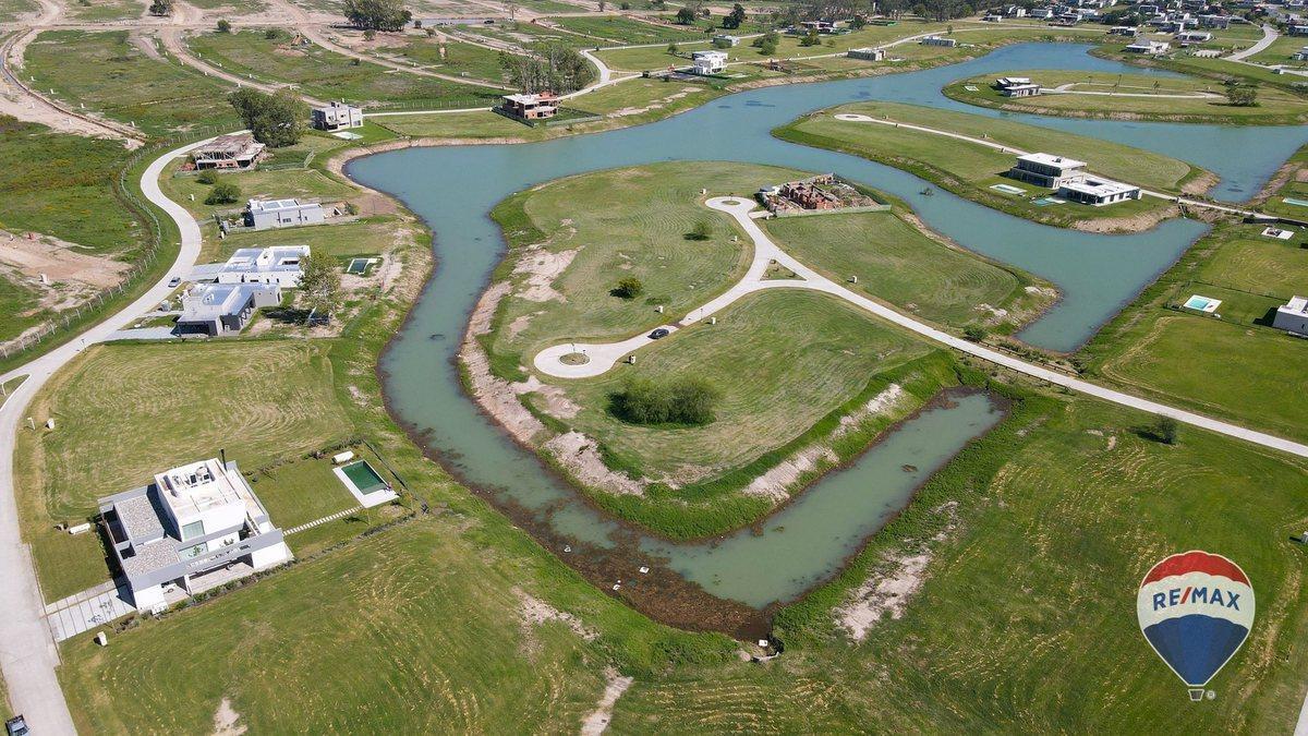 LOTE EN VENTA A LA LAGUNA ISLA, LA ALAMEDA CANNING