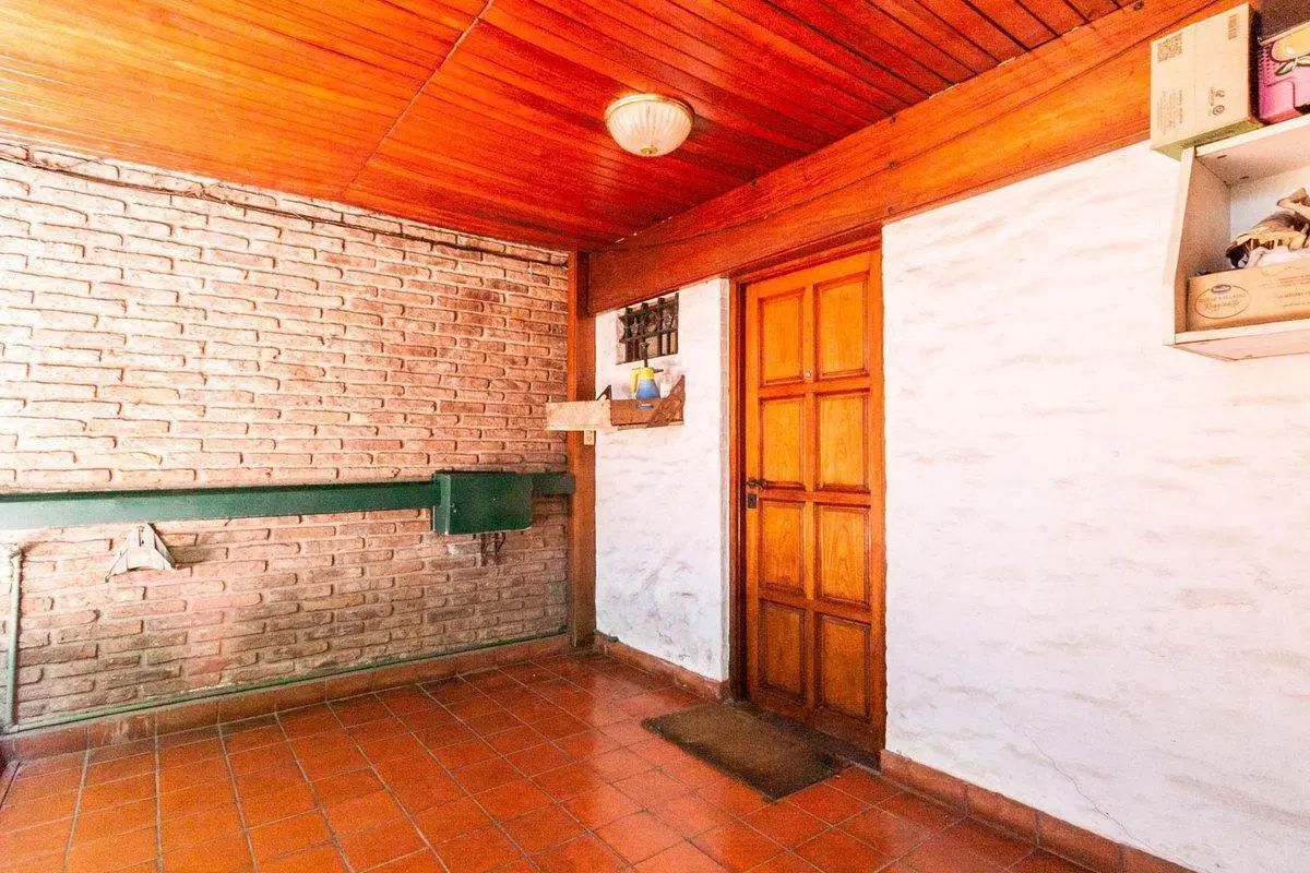 VENTA CASA 3 DORMITORIOS MONTE GRANDE-FINANCIACION 4