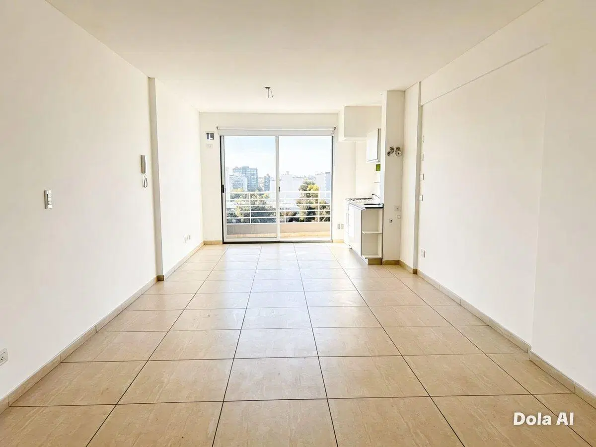 VENTA MONOAMBIENTE CONTRAFRENTE EN CASEROS 4
